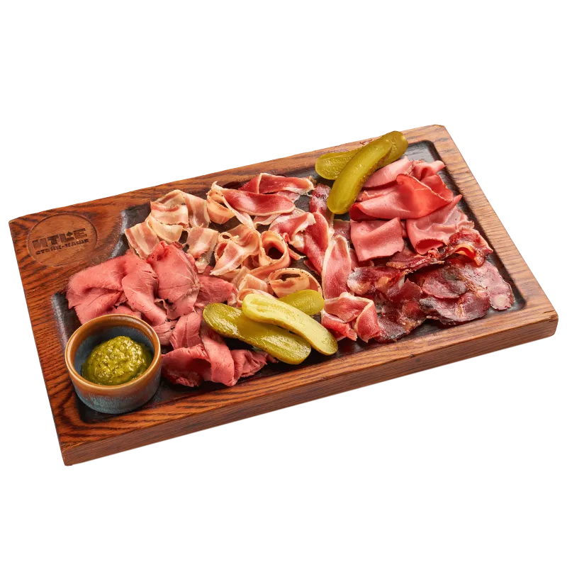 Мясная тарелка 