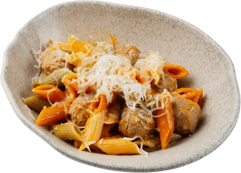Макароны с говяжьими митболами